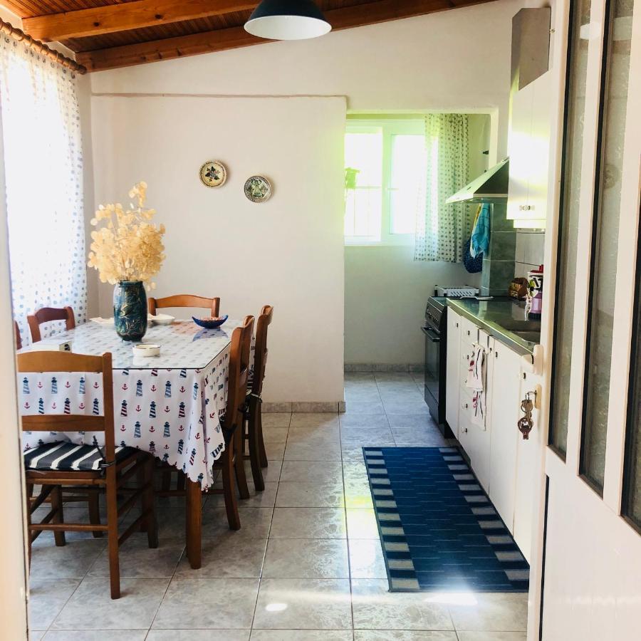 Malou Garden House Near The Beach Glifa  Bagian luar foto