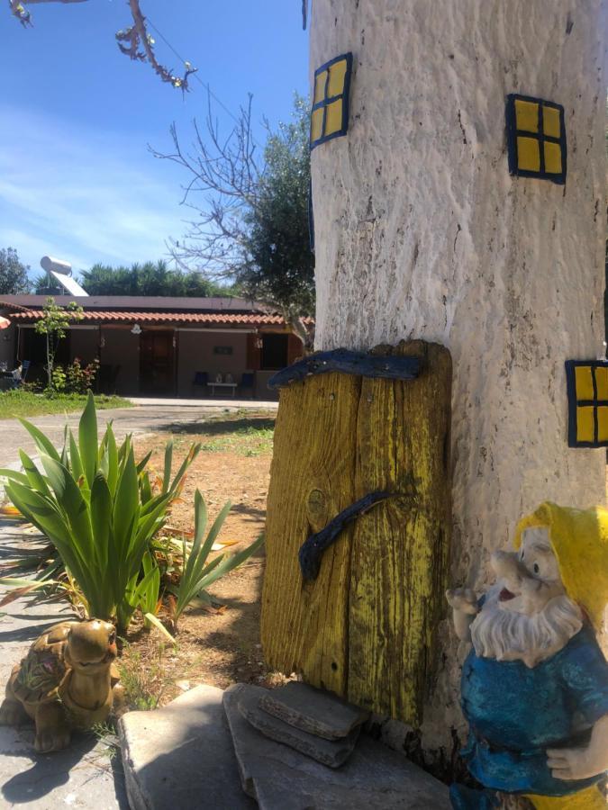 Malou Garden House Near The Beach Glifa  Bagian luar foto